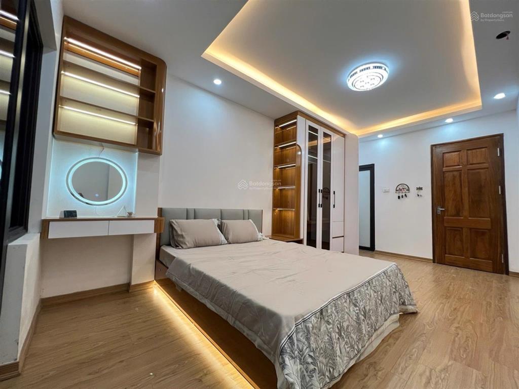 Bán nhà nguyễn trãi 36/40m  4 tầng  kinh doanh  ô tô đỗ cửa  tc 7 tỷ