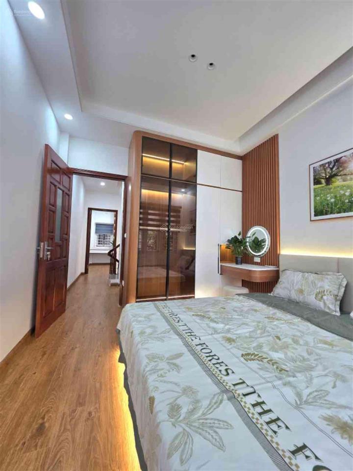 Bán nhà nguyễn trãi 36/40m  4 tầng  kinh doanh  ô tô đỗ cửa  tc 7 tỷ