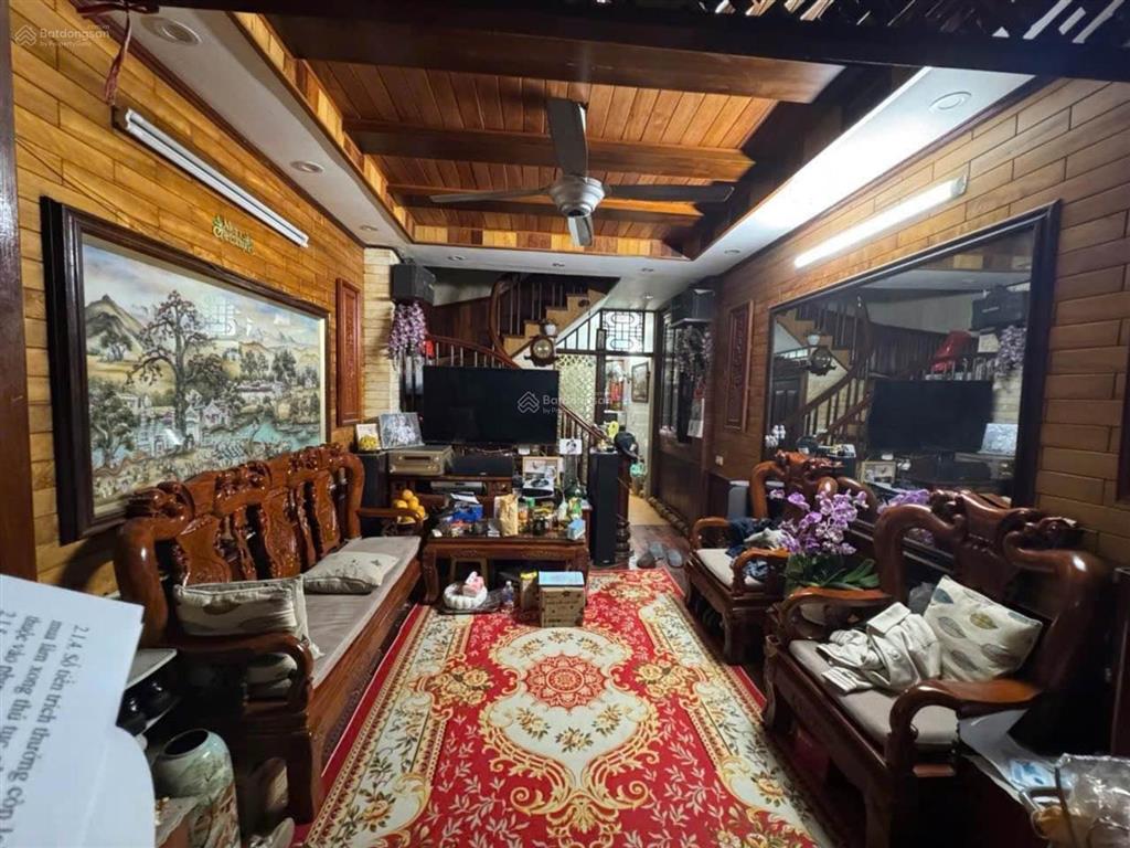 Siêu phẩm 40m2  giá 2.7 tỷ lô góc mặt ngõ cạnh vành đai 2.5