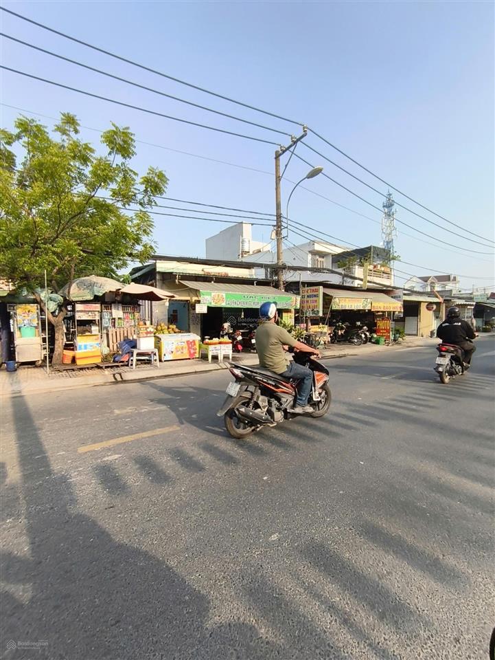 Mua đất tặng nhà, mặt tiền lê văn lương, 233m2, gpxd 6 tầng. vuông vức, chỉ hơn 70 triệu/ m2