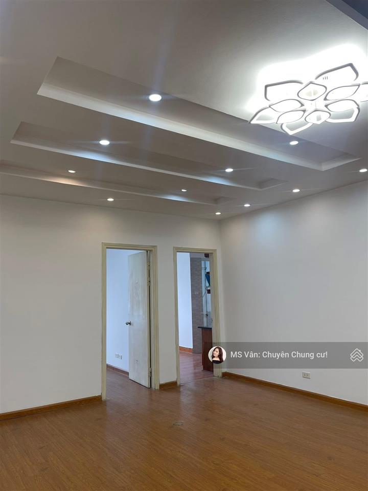 Bán chung cư f4 112 trung kính, 85m2 giá 7 tỷ x. 0975 118 ***