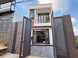 Định cư mỹ cần bán lại căn nhà lầu tâm huyết mới hoàn thiện chưa kịp ở. vị trí nằm gần kdl bửu long