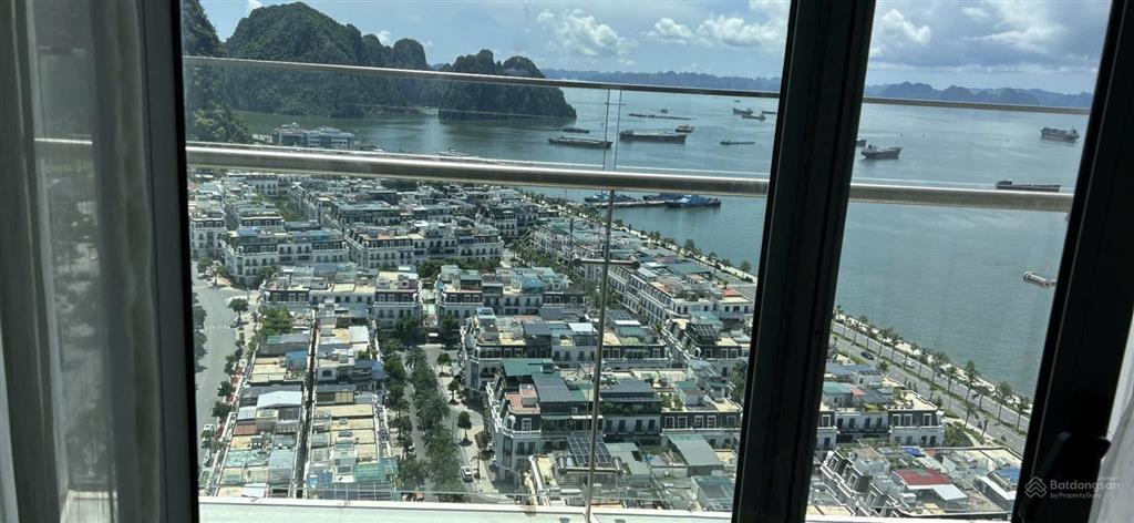 Cho thuê căn hộ cao cấp 2n1k view biển the sapphire mansions hạ long giá 10tr/tháng
