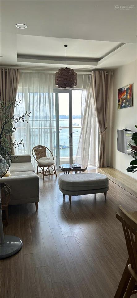 Cho thuê căn hộ cao cấp 2n1k view biển the sapphire mansions hạ long giá 10tr/tháng