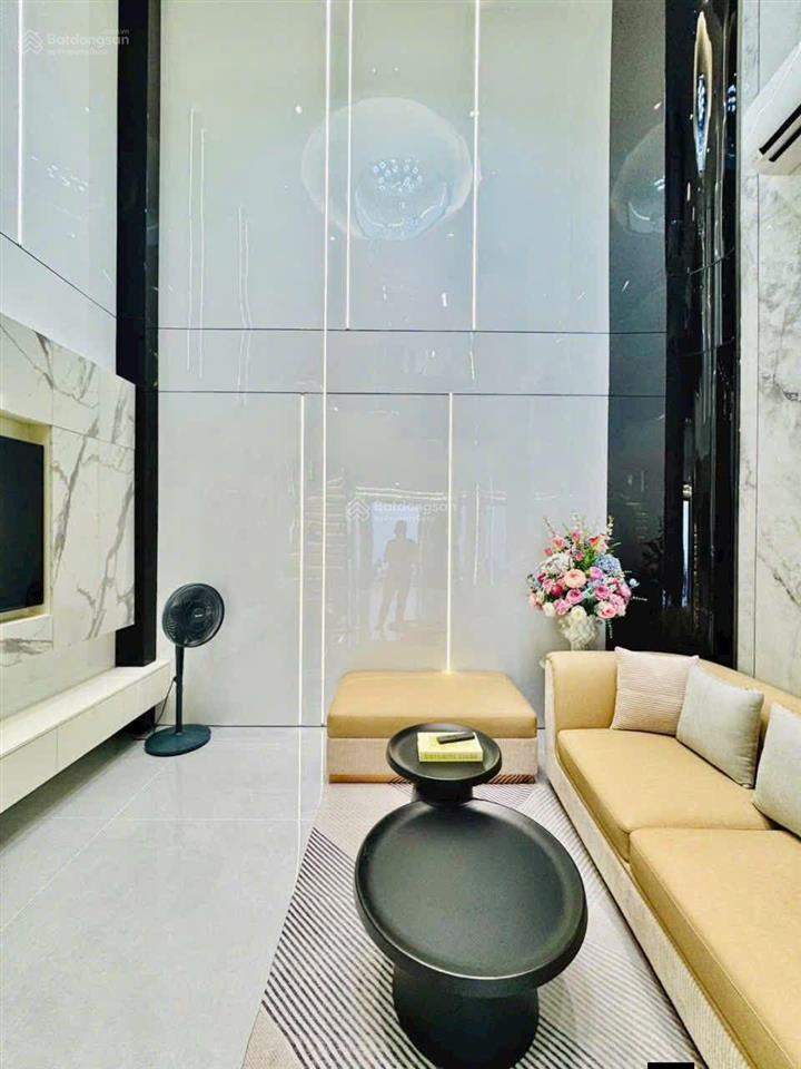 Bán gấp! hẻm xe hơi đ. nguyễn thái sơn  3 phòng ngủ  42m2 giá "sốc" 3 tỷ 190. shr