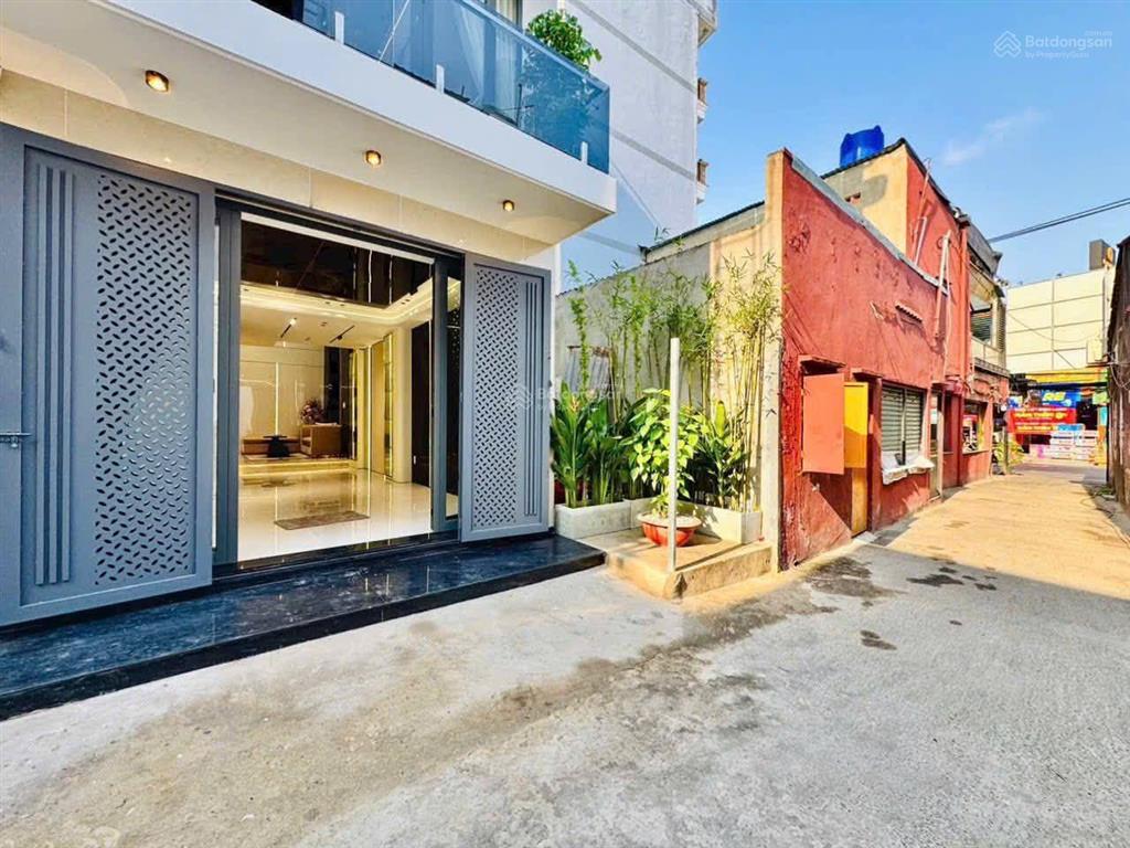 Bán gấp! hẻm xe hơi đ. nguyễn thái sơn  3 phòng ngủ  42m2 giá "sốc" 3 tỷ 190. shr