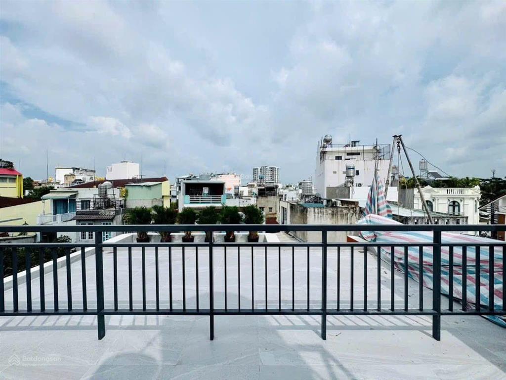 Bán gấp! giá 2tỷ160 đ.nguyễn oanhgv 52.2m2 shr công chứng trong ngày.