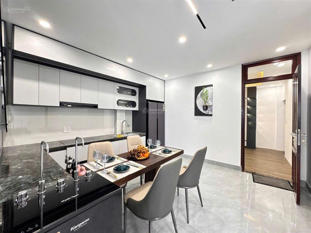 Cực hiếm! chỉ 2tỷ290 sở hữu nhà ( phan văn trị ). 74.5m2 hẻm xe hơi. shr công chứng trong ngày.