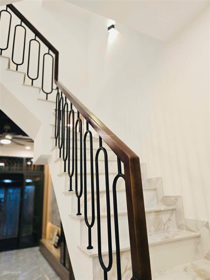 Nhà mới xây, hẻm thông 4m, nhà không lộ giới, âu dương lân, 4 tầng p3 q8