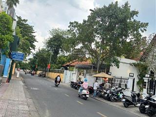 Bán nhà đường trần quốc toản, q3