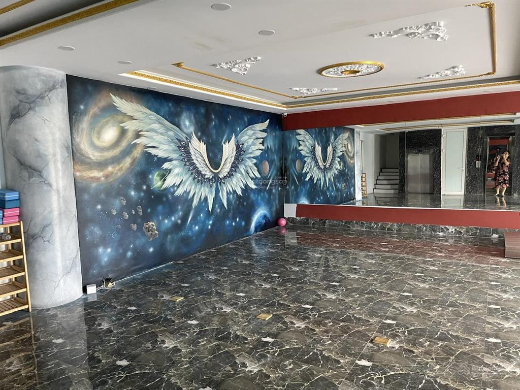 Cho thuê mặt sàn shophouse tại gamuda gardens, diện tích 170m2 phù hợp làm văn phòng, có thang máy