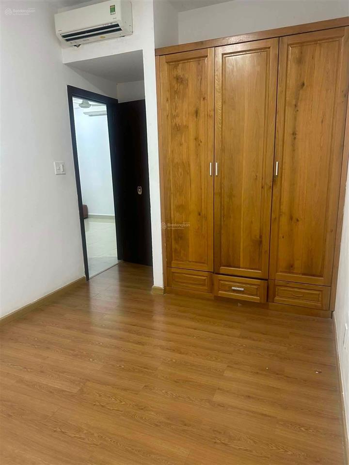 Chính chủ bán căn góc 2pn, view nội khu, sổ hồng riêng khu ruby, celadon city