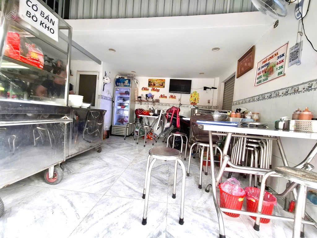 Nhà mới ở ngay tân hoà đông  hẻm xe hơi  btct 2 tầng nhỉnh 3 tỷ