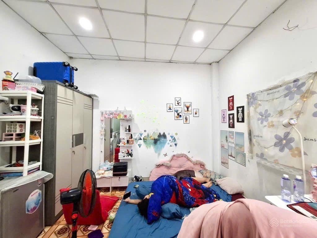 Nhà mới ở ngay tân hoà đông  hẻm xe hơi  btct 2 tầng nhỉnh 3 tỷ