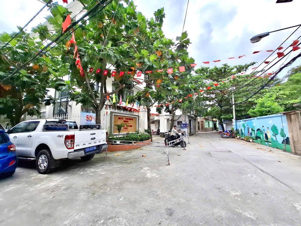 Nhà mới ở ngay tân hoà đông  hẻm xe hơi  btct 2 tầng nhỉnh 3 tỷ