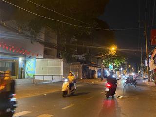 Chính chủ bán gấp nhà mặt tiền đường lạc long quân, q11. dt 3,7x24m ( nở hậu 7,3m), sổ riêng.