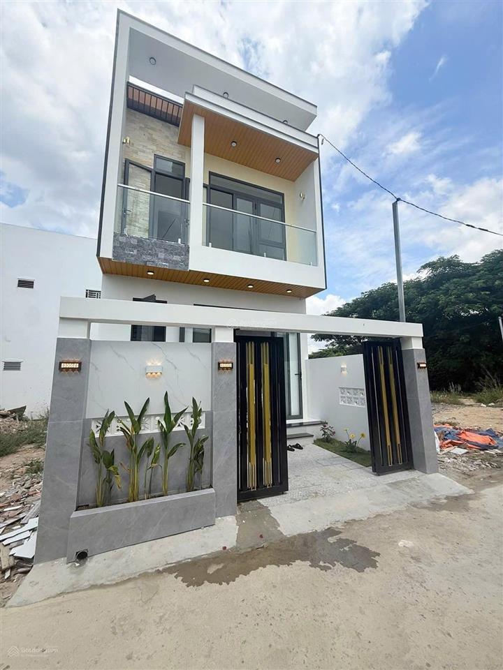 Nhà mới 2 tầng vĩnh trung tây nha trang