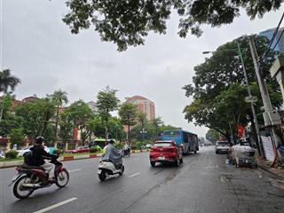Bán nhà riêng đường hoàng quốc việt phân lô, ô tô vào nhà, 2 thoáng 73m, 4 tầng, mt 6m giá 26 tỷ 1