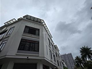 Bán liền kề hàm nghi gần nguyễn văn giáp diện tích 105m2 nhà 5 tầng