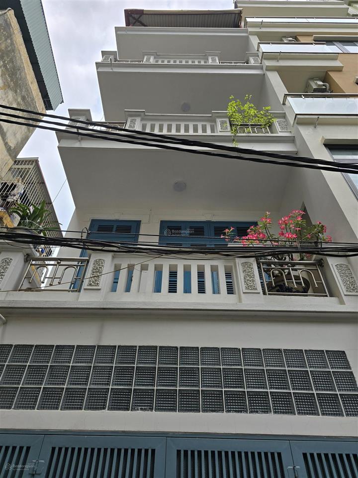 Gia đình rất cần bán nhà riêng phạm văn đồng phân lô ô tô tránh, vỉa hè 73m, 4 tầng giá hơn 19 tỷ
