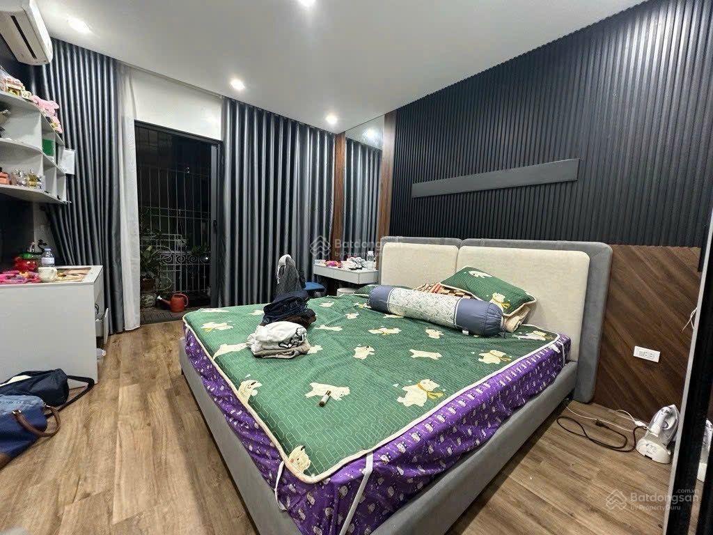 Cần bán gấp nhà riêng nguyễn phong sắc, nghĩa tân phân lô, ô tô tránh, vỉa hè, 58m, 3 tầng giá 27