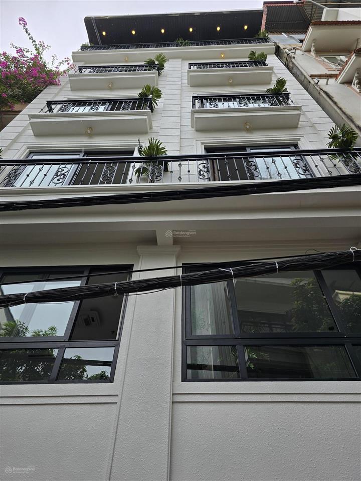 Cần tiền trả nh bán ccmn, chdv nguyễn khang  cầu giấy 67m, 7 tầng, 15pkk giá 17 tỷ 6