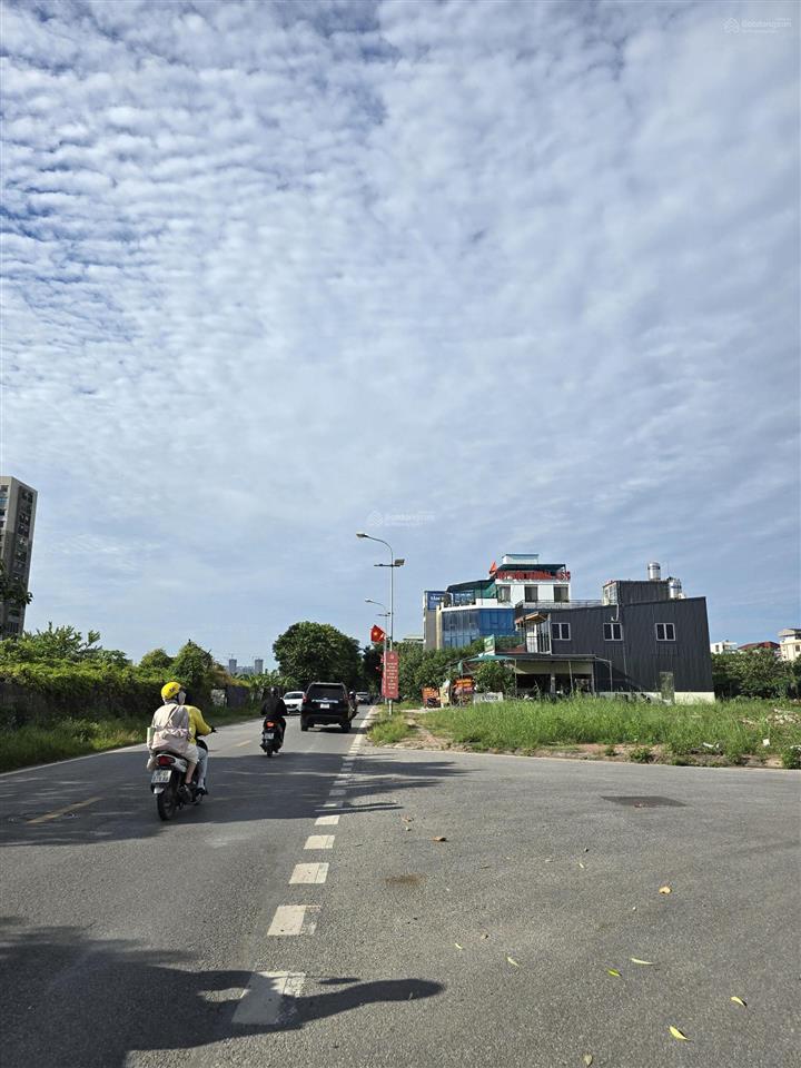 Siêu hiếm đất phân lô, vỉa hè 3 mặt thoáng trịnh văn bô  phương canh ô tô vào nhà 40m giá 8 tỷ