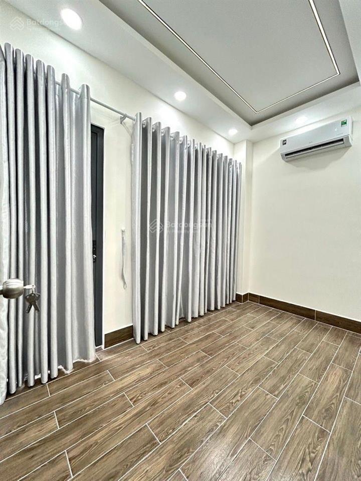 Nhà nhỏ xinh cmt8 tân bình hẻm thông giá 4.5 tỷ