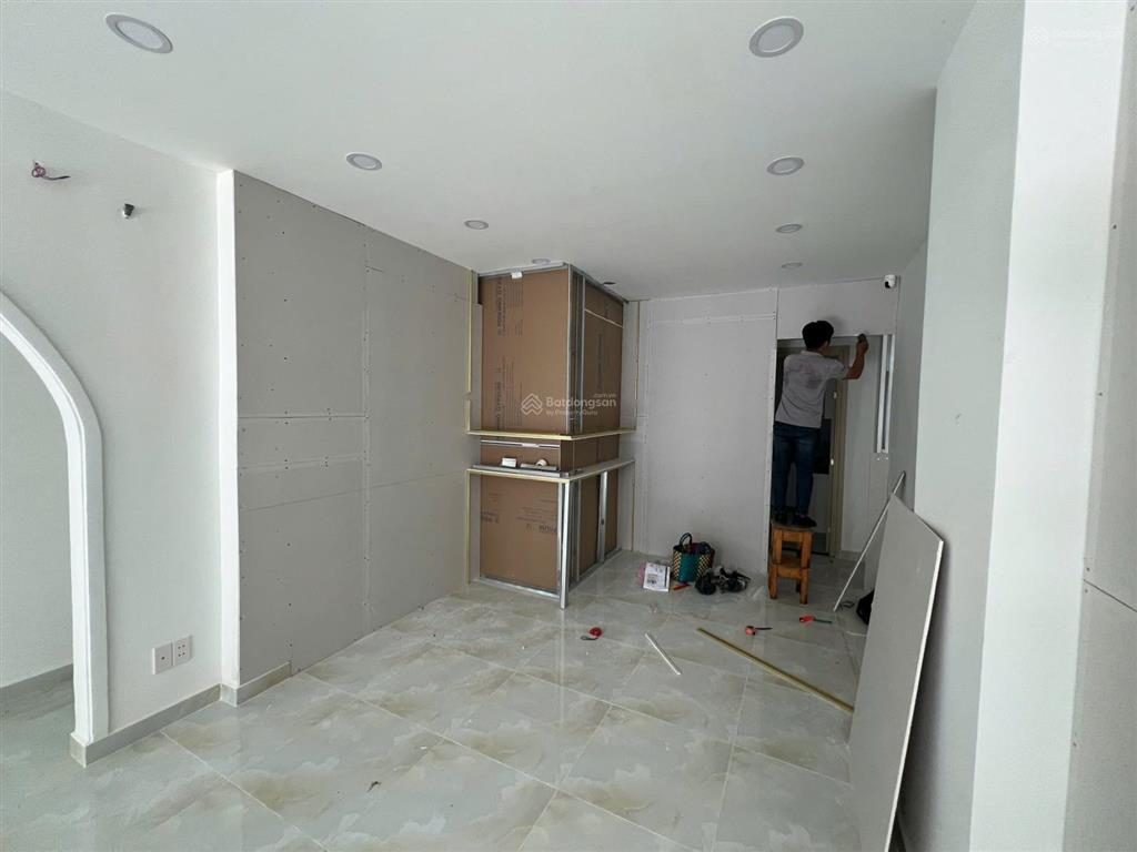 Cho thuê nguyên căn kinh doanh quận 3