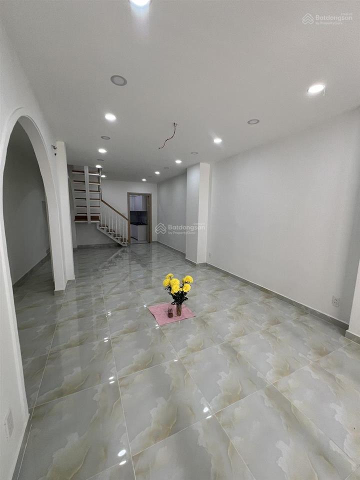 Cho thuê nguyên căn kinh doanh quận 3