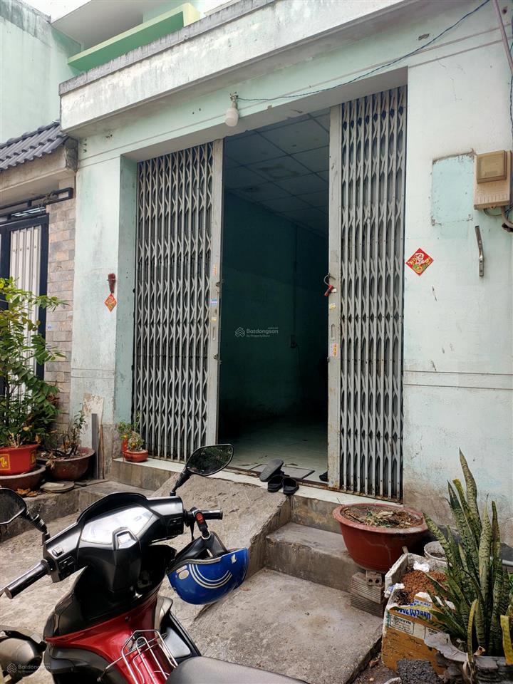 Cho thuê nhà nguyên căn, 4x18m, hẻm rộng