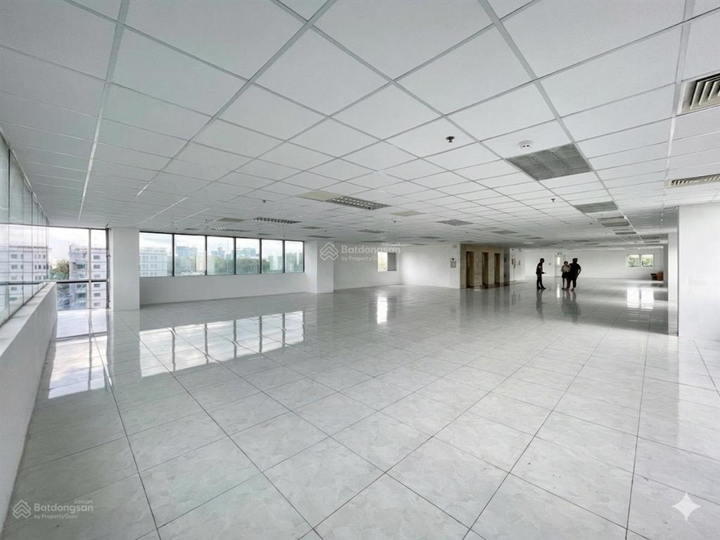 Cho thuê văn phòng đường nguyễn thị minh khai, phường bến thành, diện tích 100m2 giá tốt