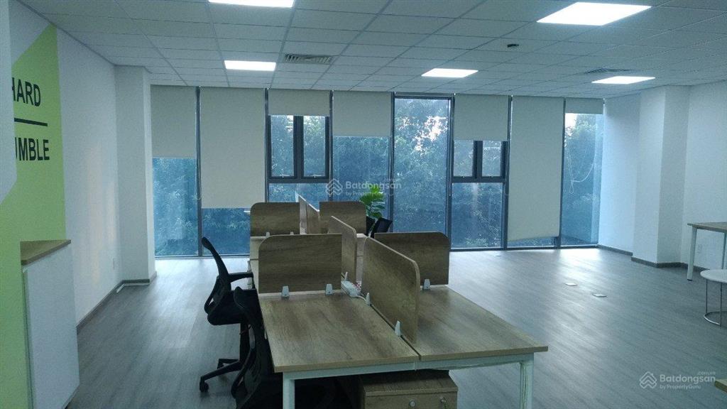 Cho thuê văn phòng đường cống quỳnh phường bến thành dt 80m2 giá 23 triệu /tháng