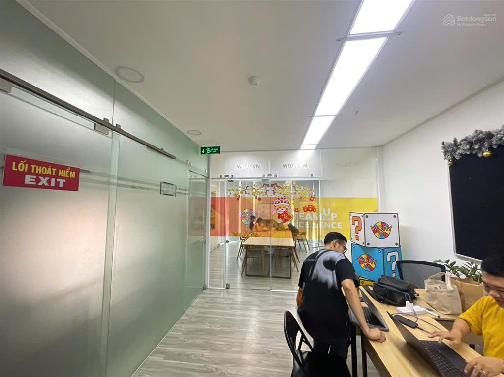 Cho thuê văn phòng đường nguyễn văn hưởng, phường thảo điền, dt 140m2 giá 35 triệu/tháng