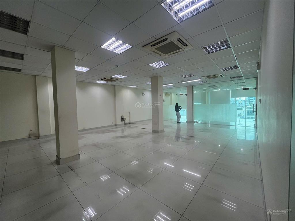Cho thuê văn phòng giá tốt, quận 1, đường trần đình xu, dt 250m² giá 50 triệu /tháng