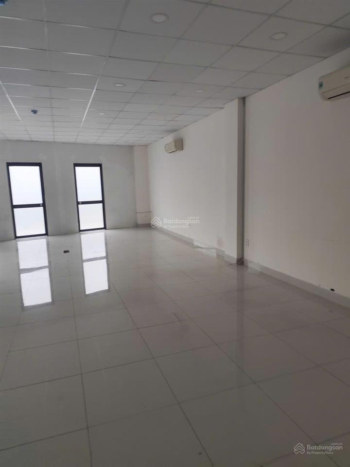 Cho thuê văn phòng đường trần não phường an khánh  dt 80m² giá 18 triệu /tháng