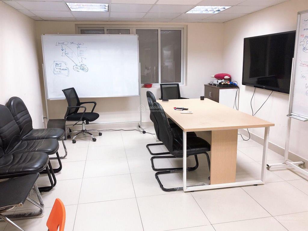 Cho thuê văn phòng cho làm 24/7 đường hoàng văn thụ phường tân sơn nhất  dt 200m² giá 50 triệu