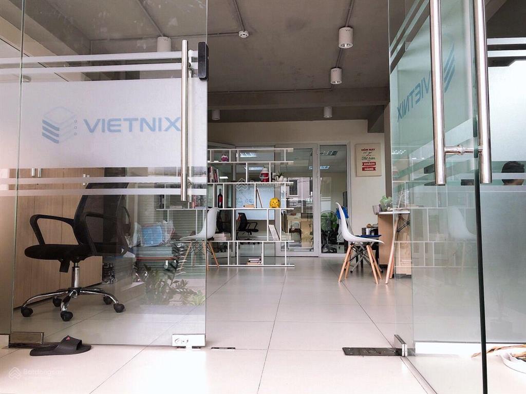 Cho thuê văn phòng cho làm 24/7 đường hoàng văn thụ phường tân sơn nhất  dt 200m² giá 50 triệu