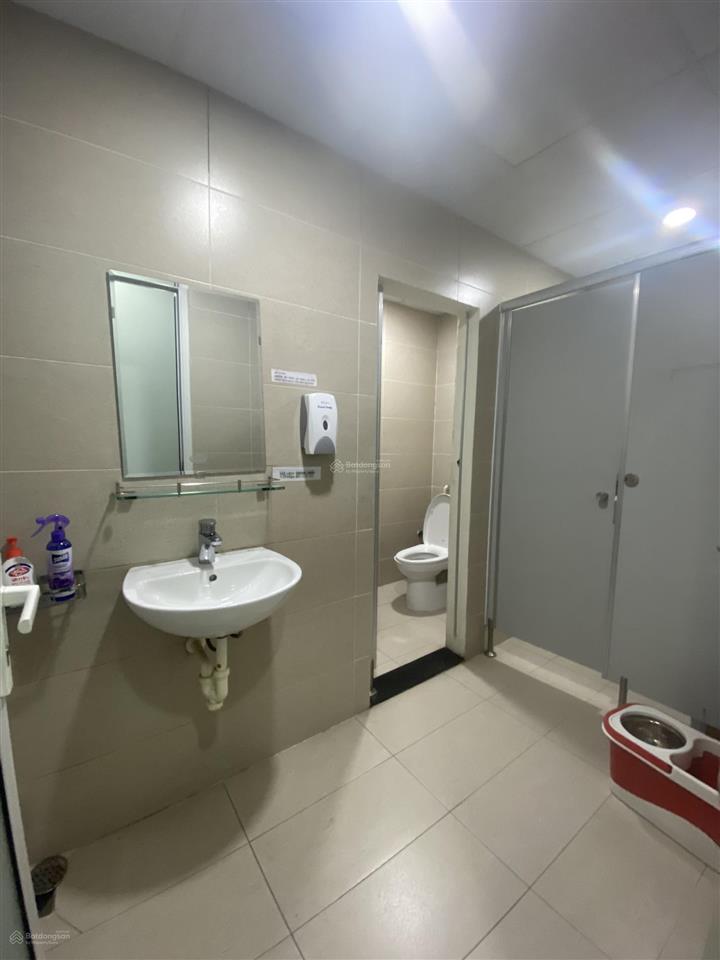 Cho thuê văn phòng đường trần não phường an khánh, dt 100m2 giá 27 triệu/tháng