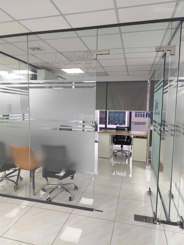 Cho thuê văn phòng full nội thất đường trần não phường an khánh  dt 150m2 giá 50 triệu/tháng