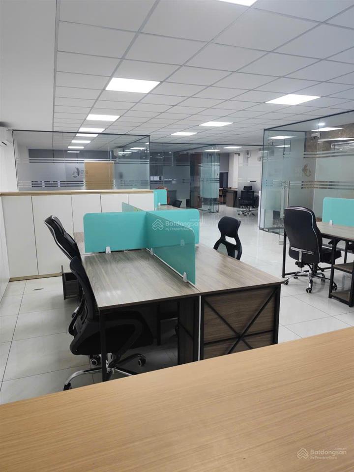 Cho thuê văn phòng full nội thất đường trần não phường an khánh  dt 150m2 giá 50 triệu/tháng