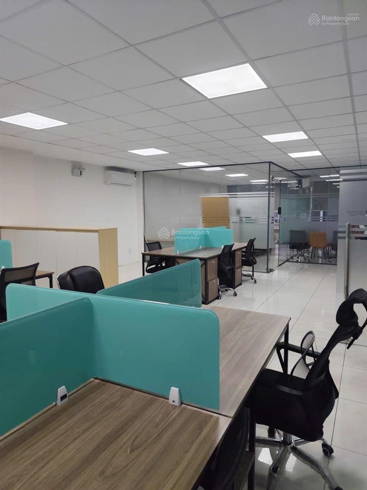 Cho thuê văn phòng full nội thất đường trần não phường an khánh  dt 150m2 giá 50 triệu/tháng