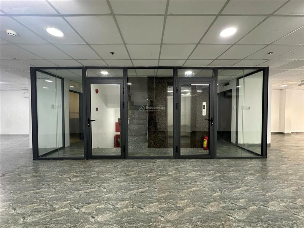 Cho thuê văn phòng khu k300 đường lê trung nghĩa phường bảy hiền  dt 150m2 giá 30 triệu/tháng