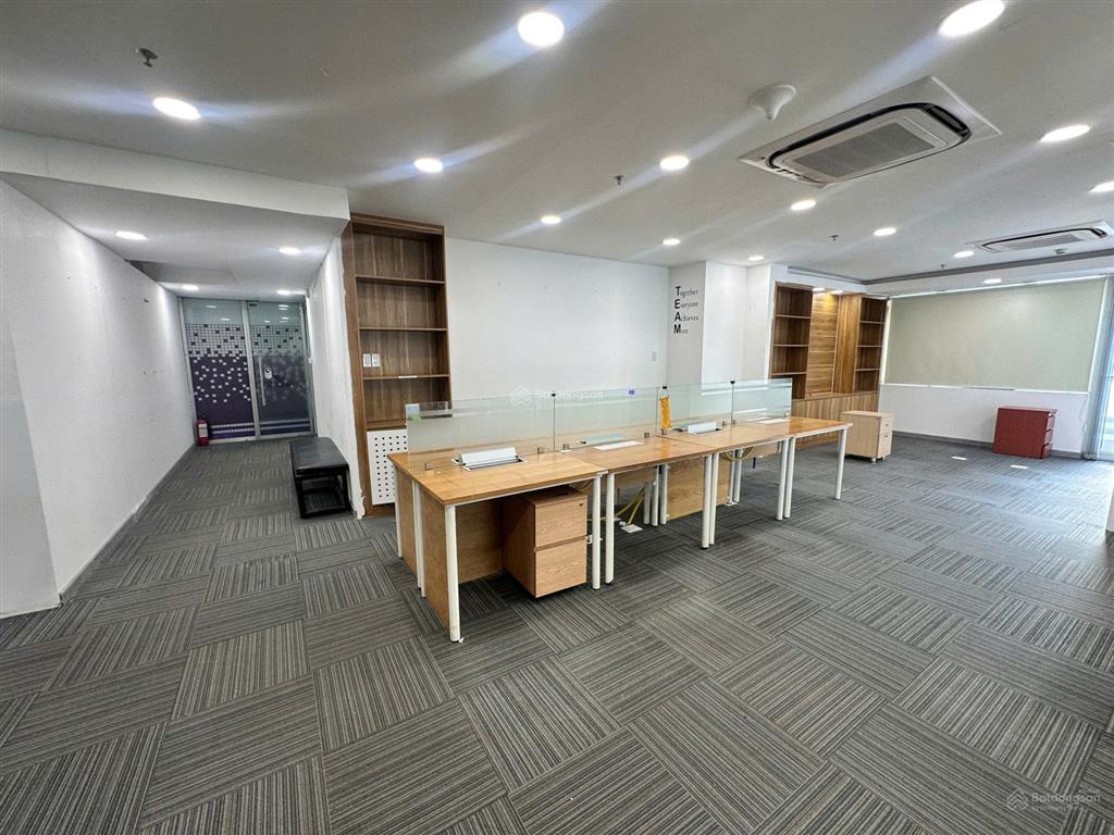 Cho thuê văn phòng full nội thất đường kỳ đồng phường nhiêu lộc  dt 120m2 giá 30 triệu/tháng