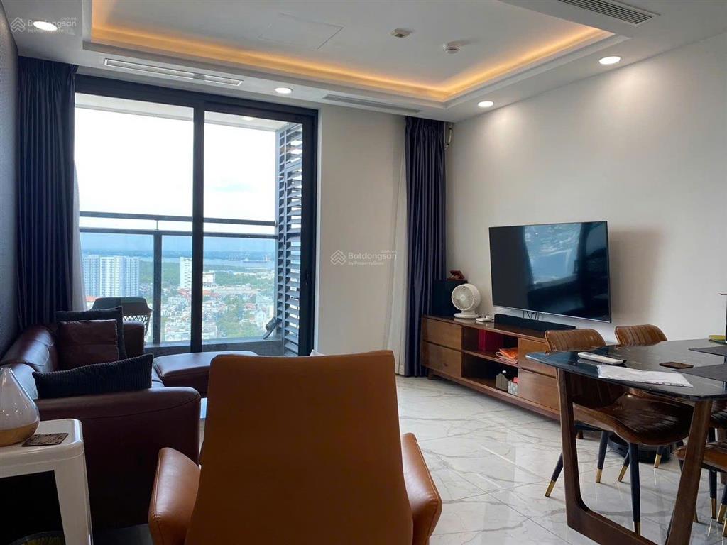 Bán căn hộ ot 2pn + 1 phòng làm việc sunshine sky city quận 7, 77m2, nội thất đầy đủ, giá 6.1 tỷ