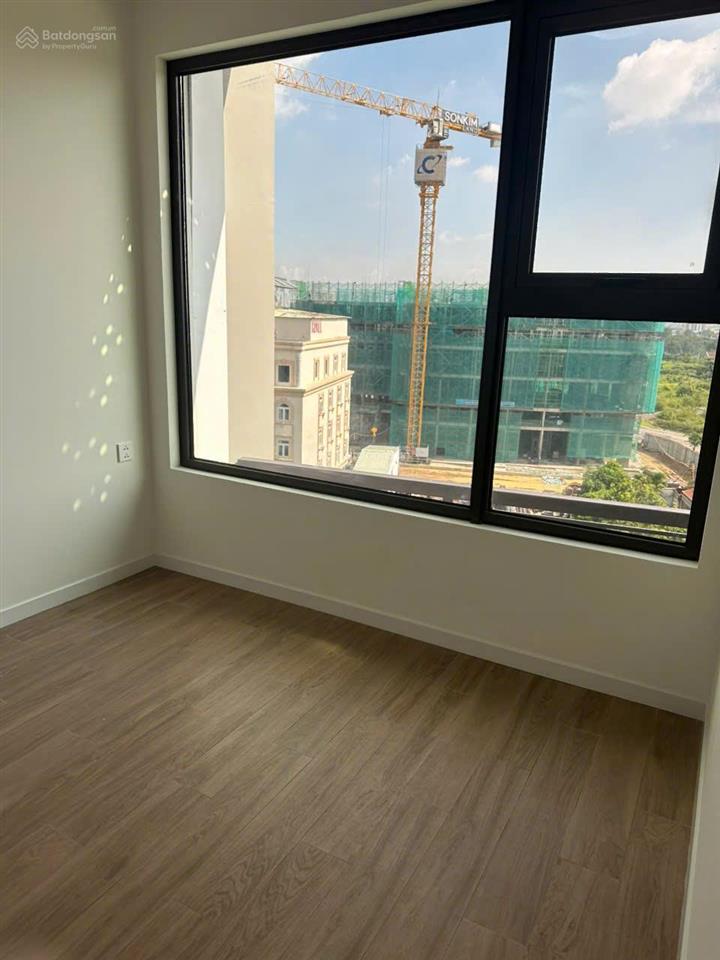 Bán căn 2pn, 73m2 alta height có rèm, máy lạnh giá chỉ 5.7 tỷ bao hết. hoan nghênh hợp tác