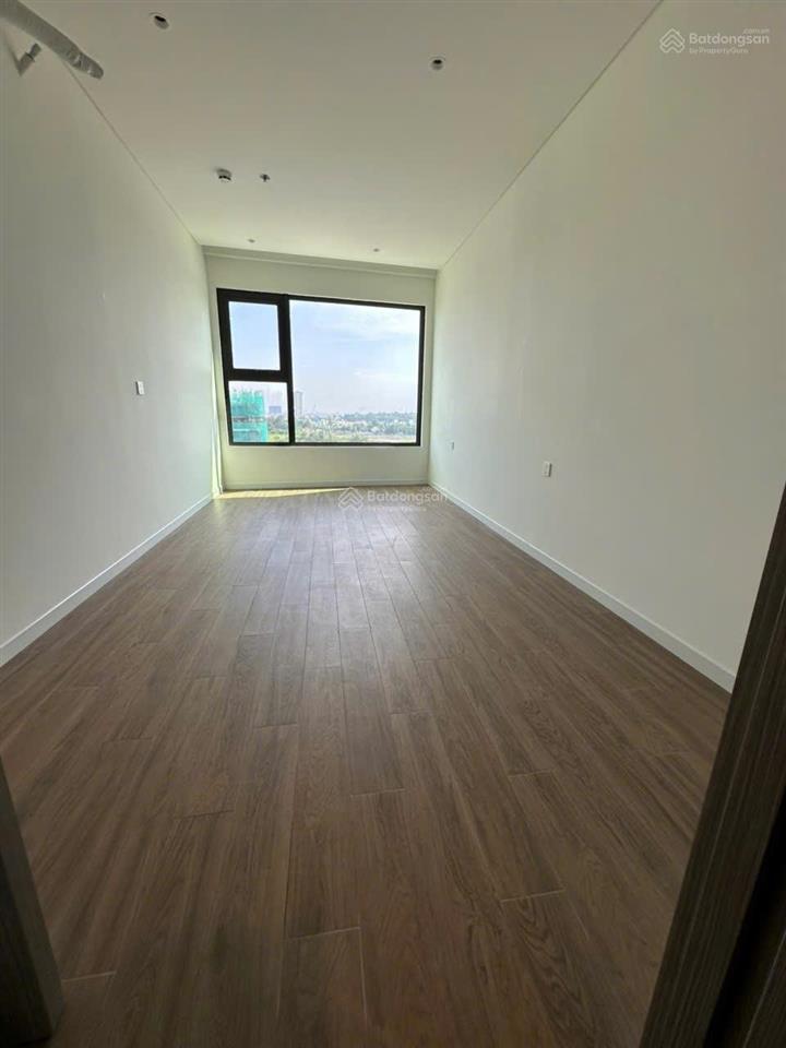 Bán căn 2pn, 73m2 alta height có rèm, máy lạnh giá chỉ 5.7 tỷ bao hết. hoan nghênh hợp tác