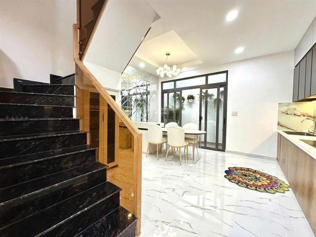 [5ty3] chủ ngộp nh cần bán gấp nhà phan văn trị m 1 trệt 2 tầng 1 lửng, shr
