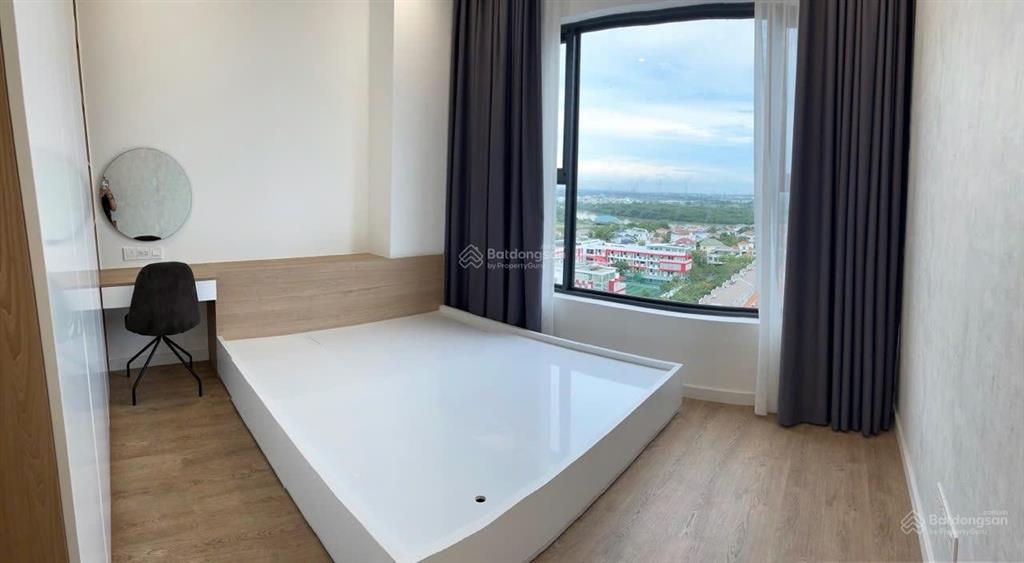 Cho thuê hưng phúc 3pn đầy đủ nội thất 26tr thương lượng , view biệt thự  lan 0906 743 ***