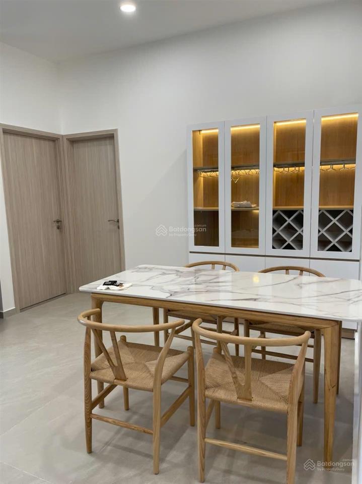 Cho thuê hưng phúc 3pn đầy đủ nội thất 26tr thương lượng , view biệt thự  lan 0906 743 ***